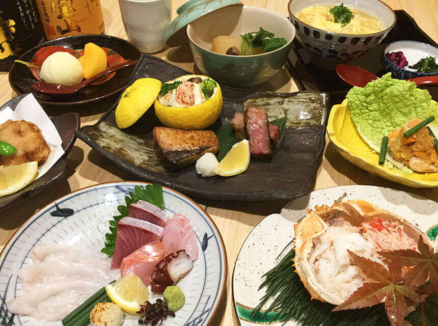 自慢の飲み放題付きコース